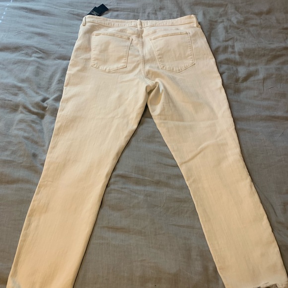 A&F high rise skinny ankle jeans white - Picture 3 of 3